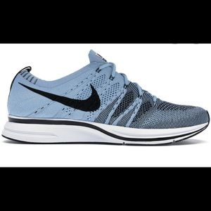NIKE FLYKNIT TRAINING SHOE CIRRUS AH8396-400